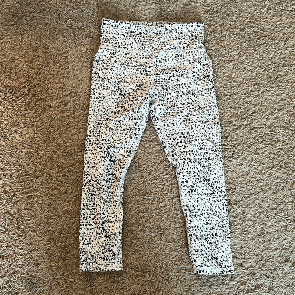 Old Navy Active Girl's Go-Dry Powersoft Animal Print Leggings BE5 White Medium